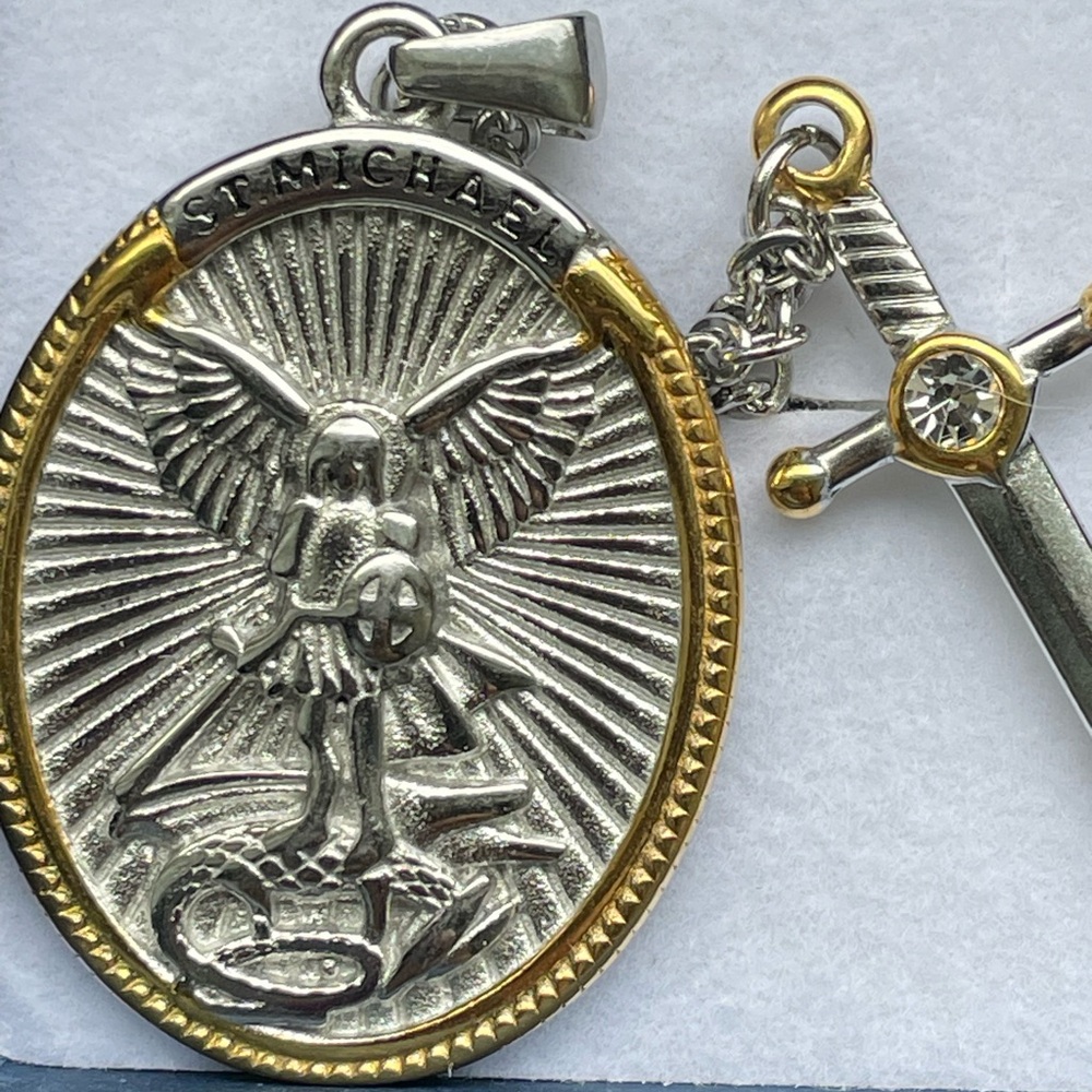 NEW Saint St. Michael Pendant Archangel Pendant Necklace Sword Cross Medal - Picture 7 of 10